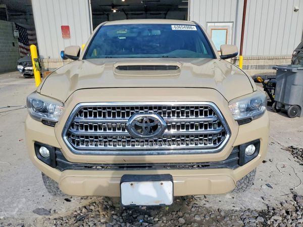 2017 TOYOTA TACOMA