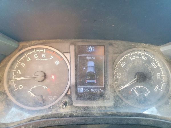2017 TOYOTA TACOMA