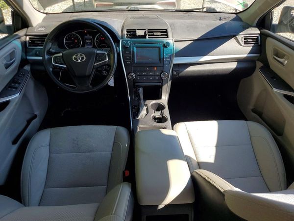 2016 TOYOTA CAMRY