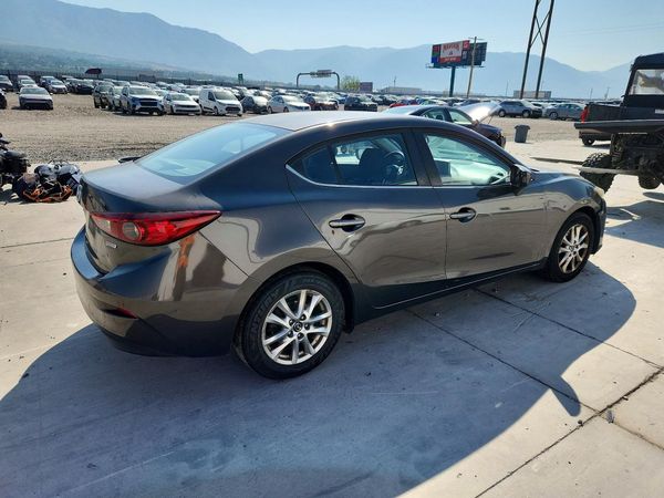 2016 MAZDA 3 Sport/GX