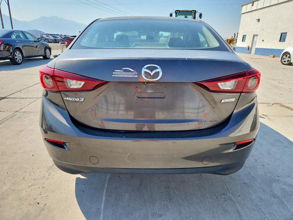 2016 MAZDA 3 Sport/GX