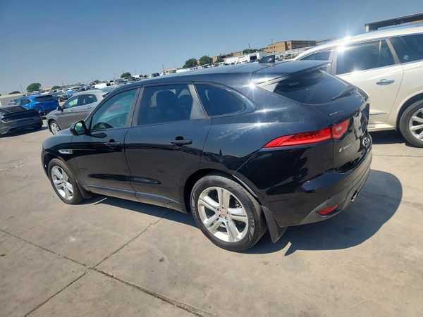 2017 JAGUAR F-PACE R-Sport