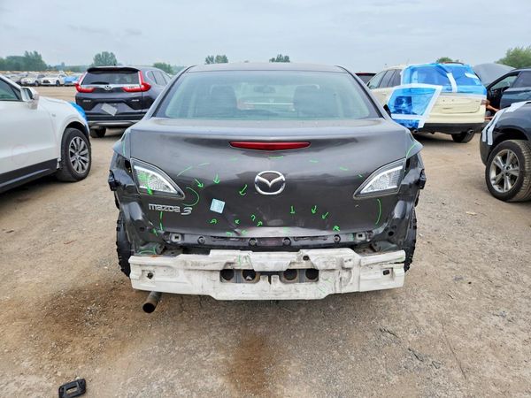 2013 MAZDA 3 Sport/GX