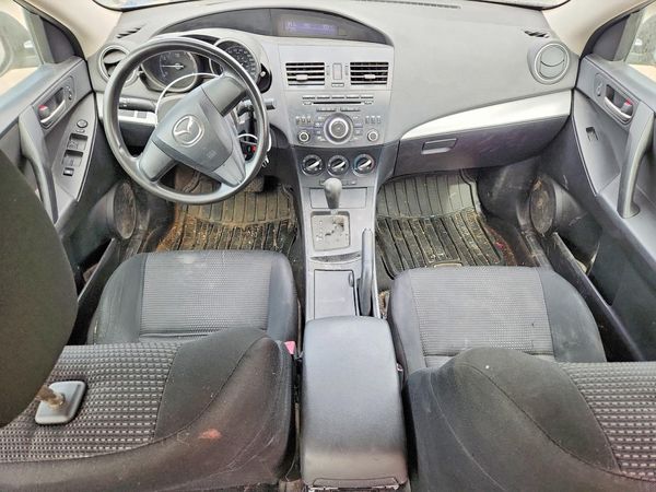 2013 MAZDA 3 Sport/GX