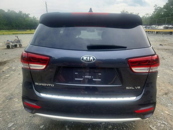 2016 KIA SORENTO