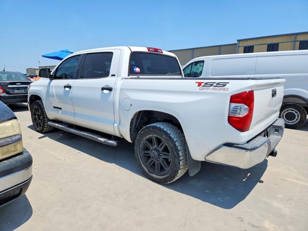 2018 TOYOTA TUNDRA SR5