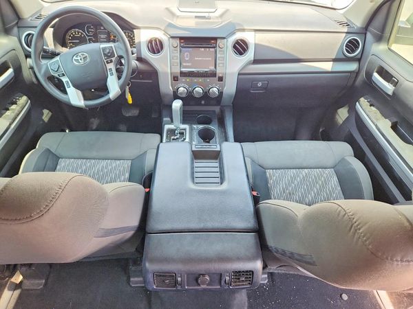 2018 TOYOTA TUNDRA SR5