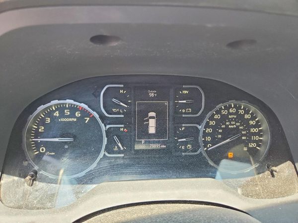 2018 TOYOTA TUNDRA SR5