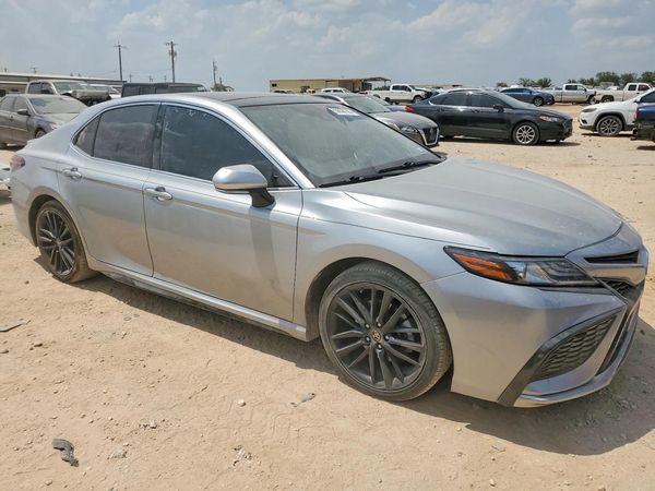 2021 TOYOTA CAMRY