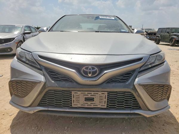 2021 TOYOTA CAMRY