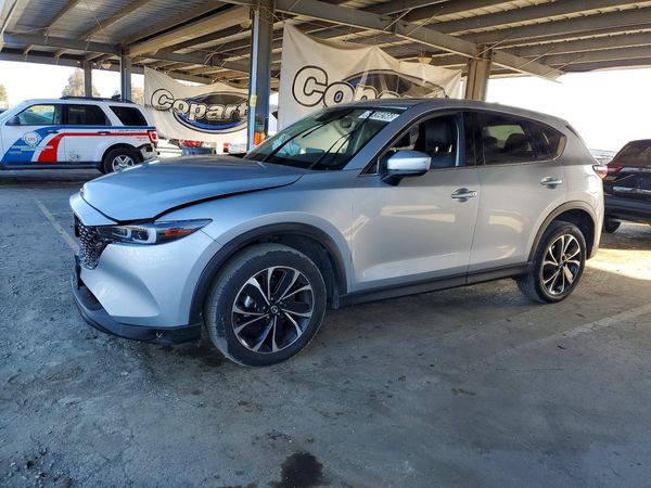 2023 MAZDA CX-5 Premium Package