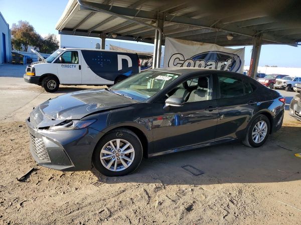 2026 TOYOTA CAMRY