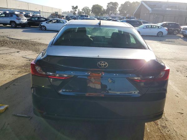 2026 TOYOTA CAMRY