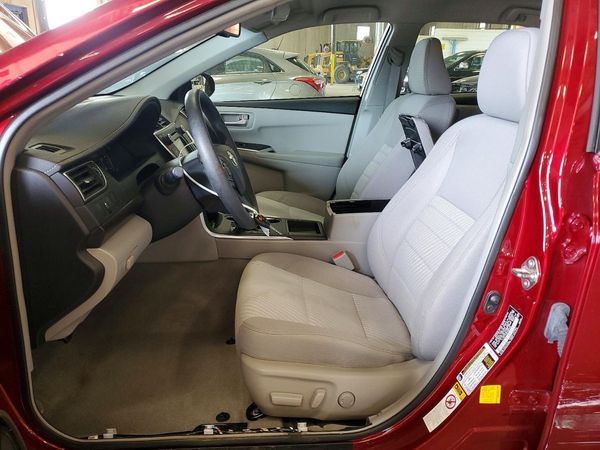 2015 TOYOTA CAMRY