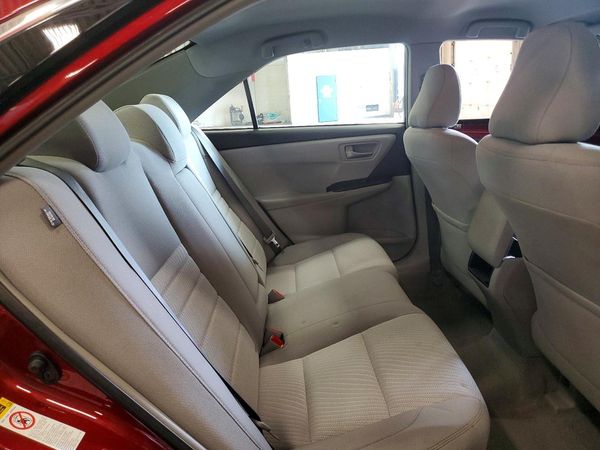 2015 TOYOTA CAMRY