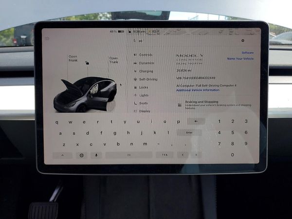 2024 TESLA MODEL Y