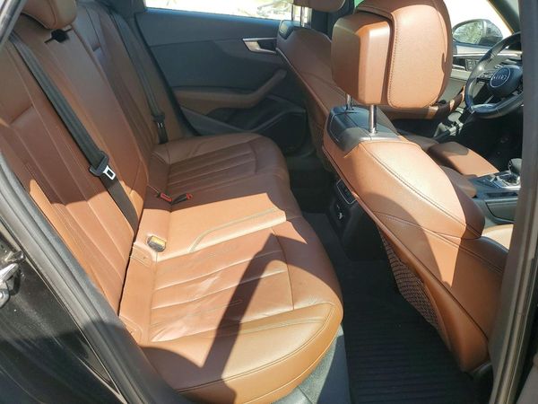 2019 AUDI A4 quattro Premium Plus