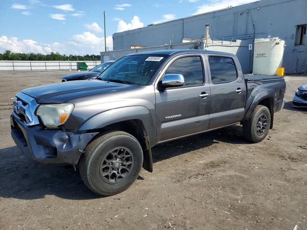 2015 TOYOTA TACOMA Delux Grade