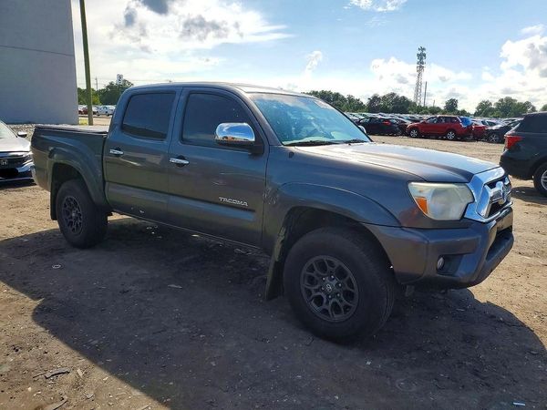 2015 TOYOTA TACOMA Delux Grade