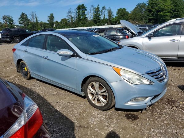 2013 HYUNDAI SONATA