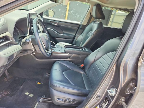 2021 TOYOTA HIGHLANDER