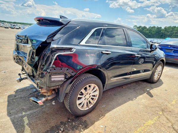 2018 CADILLAC XT5