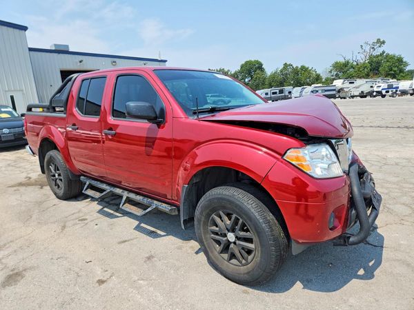 2021 NISSAN FRONTIER Crew Cab