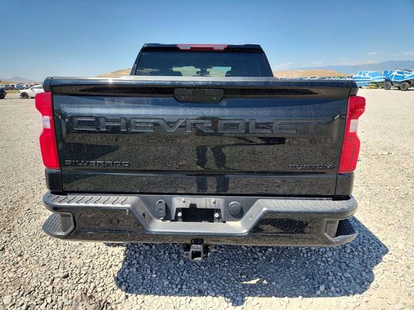 2022 CHEVROLET SILVERADO Custom