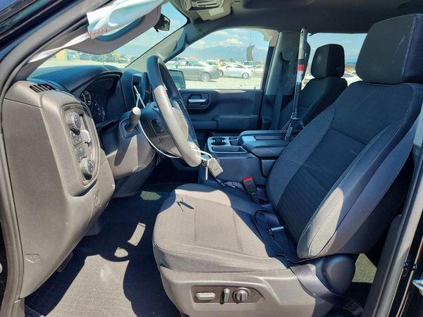 2022 CHEVROLET SILVERADO Custom