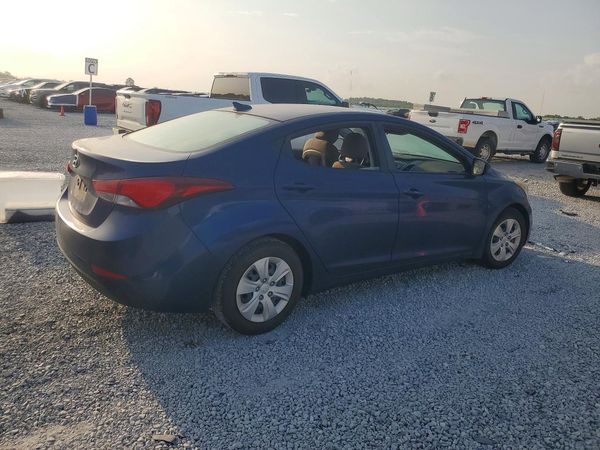 2016 HYUNDAI ELANTRA