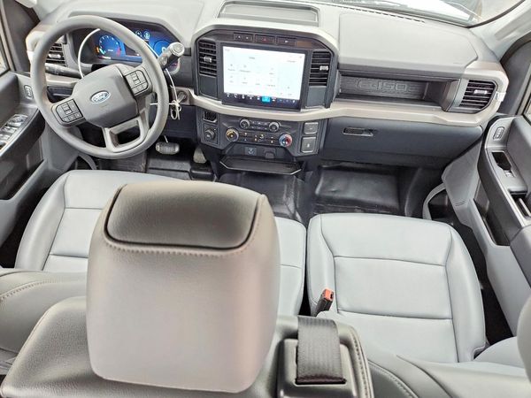 2024 FORD F150