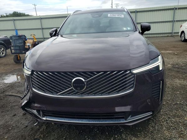 2025 VOLVO XC90 Plus