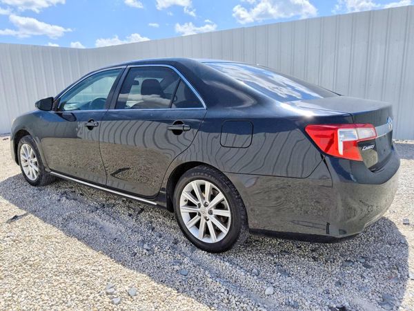 2012 TOYOTA CAMRY