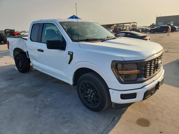 2025 FORD F150 STX