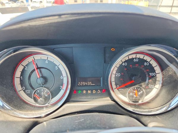 2016 DODGE GRAND CARAVAN SE