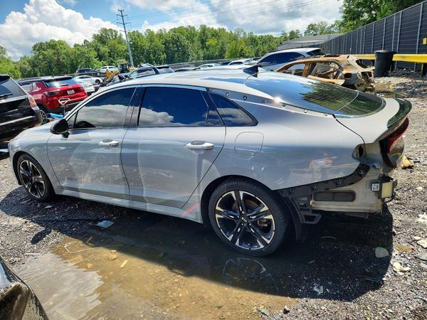 2021 KIA K5