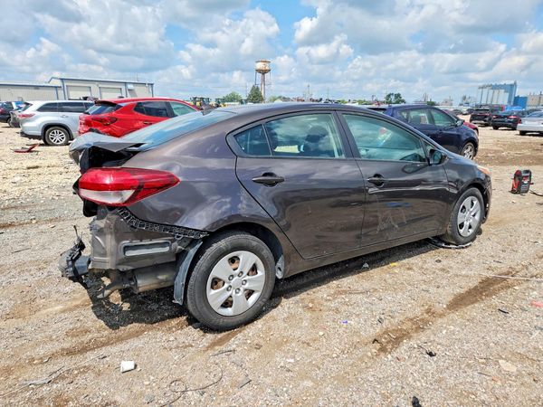 2017 KIA FORTE
