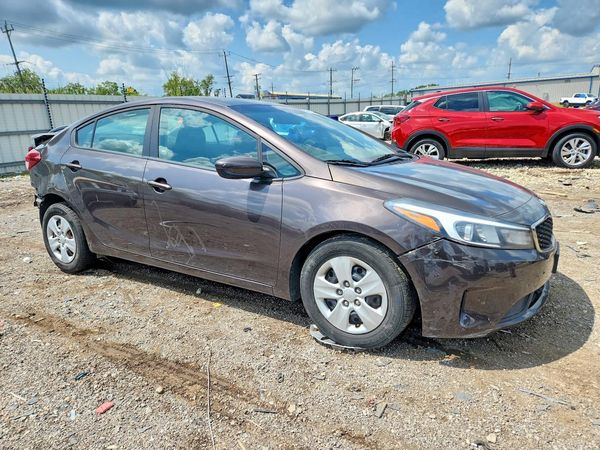 2017 KIA FORTE