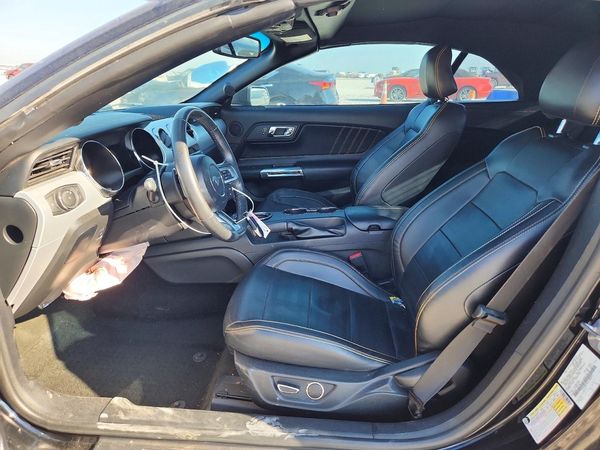 2017 FORD MUSTANG I4 Convertible