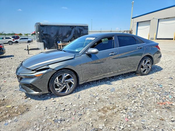 2024 HYUNDAI ELANTRA Limited