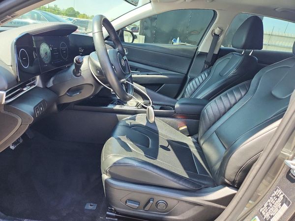 2024 HYUNDAI ELANTRA Limited
