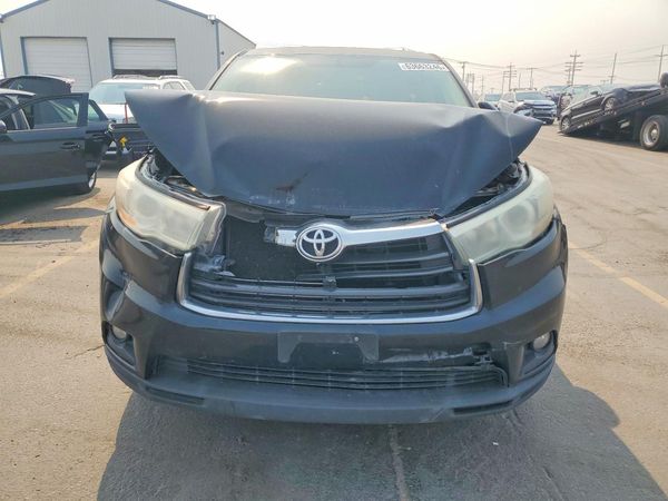 2015 TOYOTA HIGHLANDER