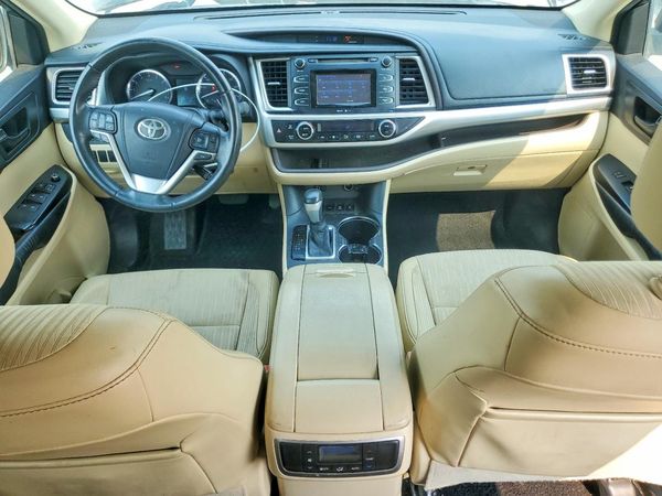 2015 TOYOTA HIGHLANDER