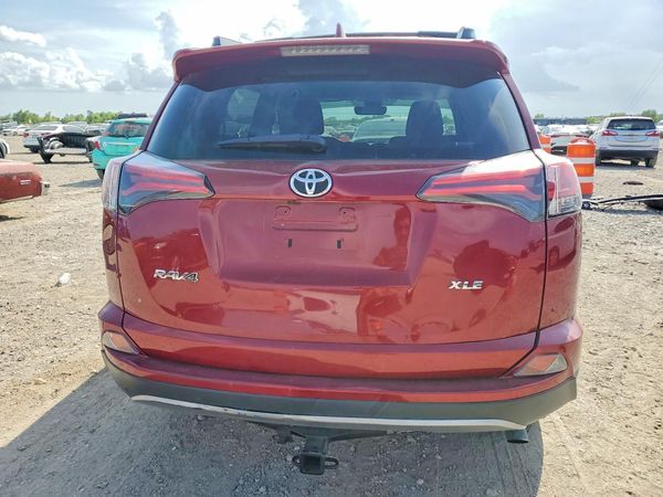 2018 TOYOTA RAV4 Adventure/XLE