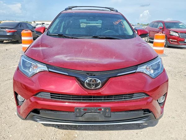 2018 TOYOTA RAV4 Adventure/XLE