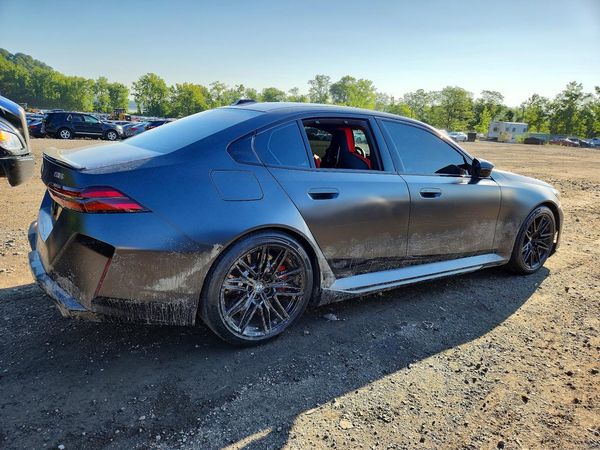 2025 BMW M5