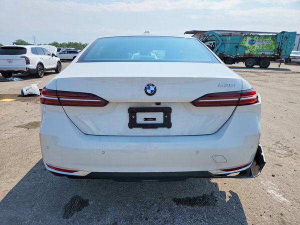 2027 BMW 530