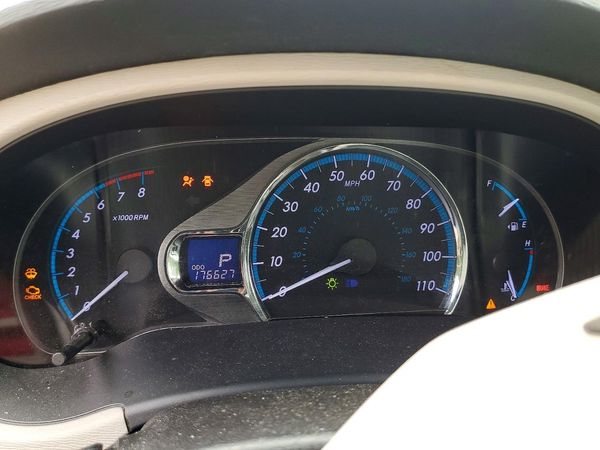 2014 TOYOTA SIENNA