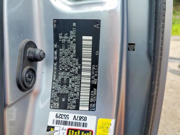 2014 TOYOTA SIENNA