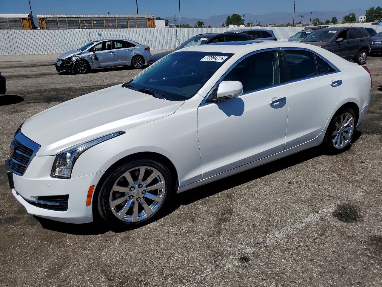 2017 CADILLAC ATS Luxury — Front 3/4